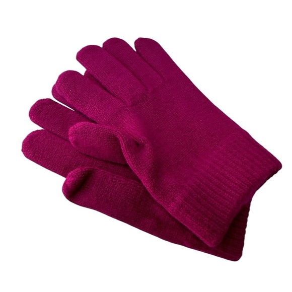 Isotoner Very Warm Fuchsia Pink Knit Gloves - Picture 3 of 5